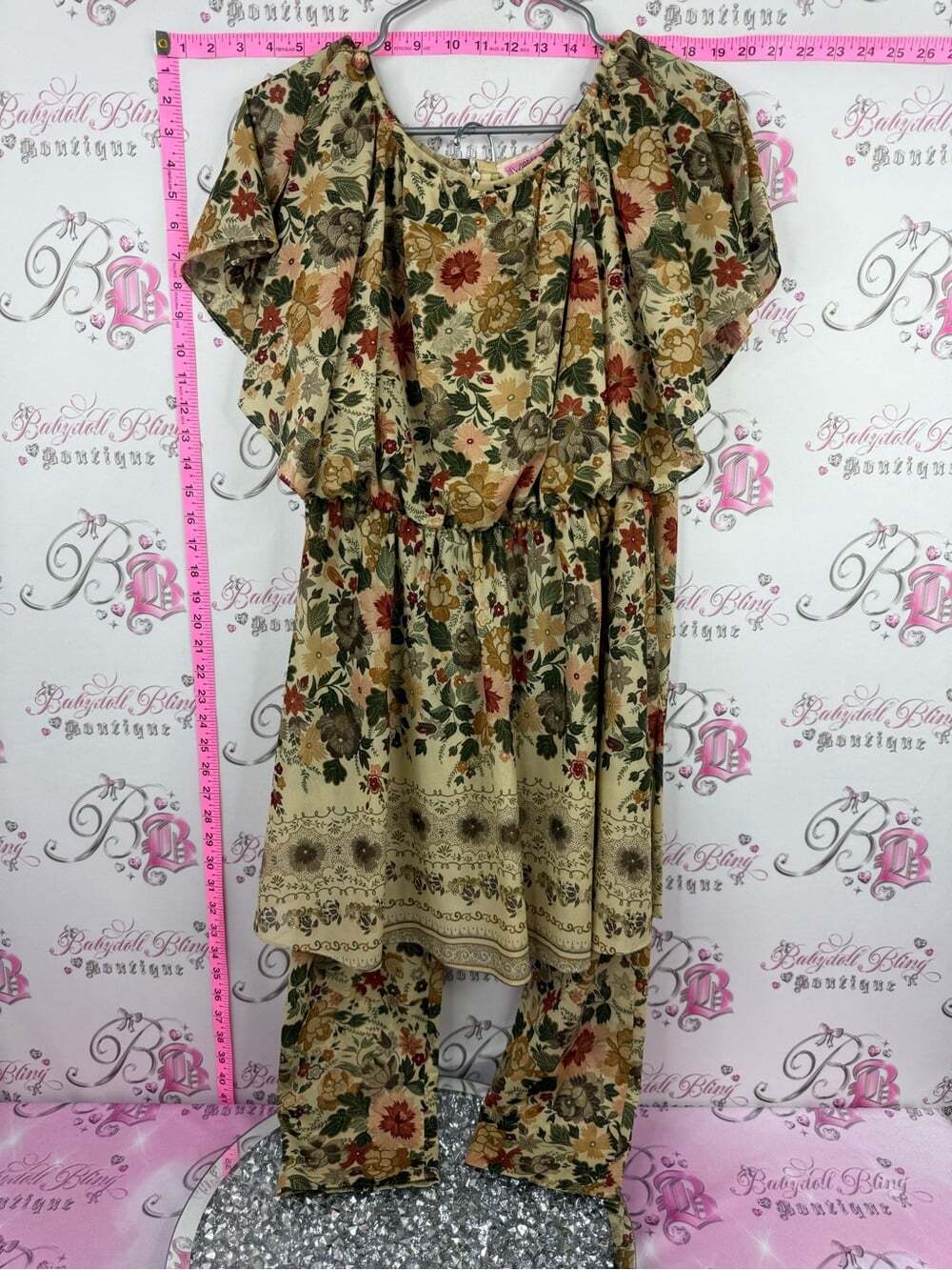 MODES MEMOIRE 2 piece set pants Beige Floral Ruffle Blouse Green & Rust Accents